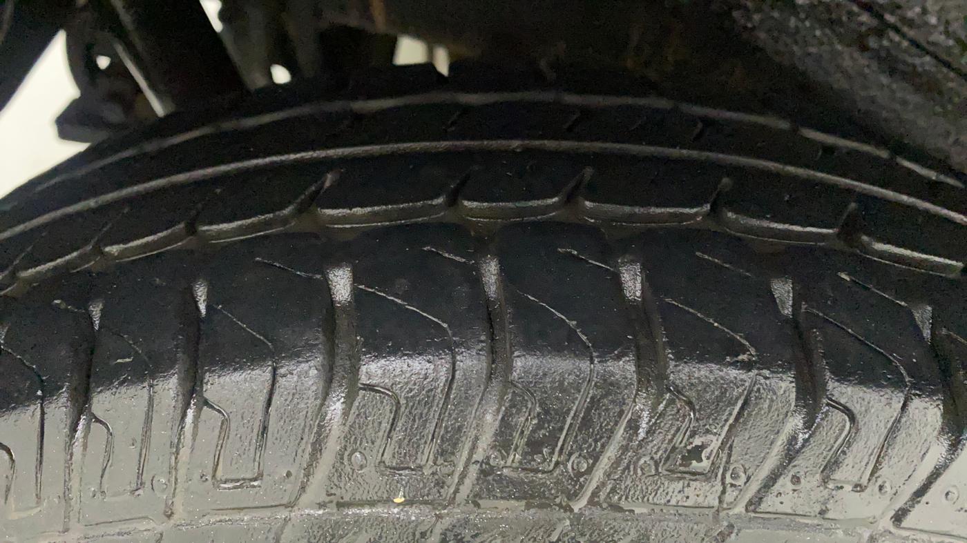 2018 Maruti Wagon R 1.0 LXI CNG, CNG, Manual, 66,027 km, Right Rear Tyre Tread
