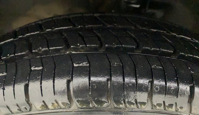 2018 Maruti Wagon R 1.0 LXI CNG, CNG, Manual, 66,027 km, Left Front Tyre Tread