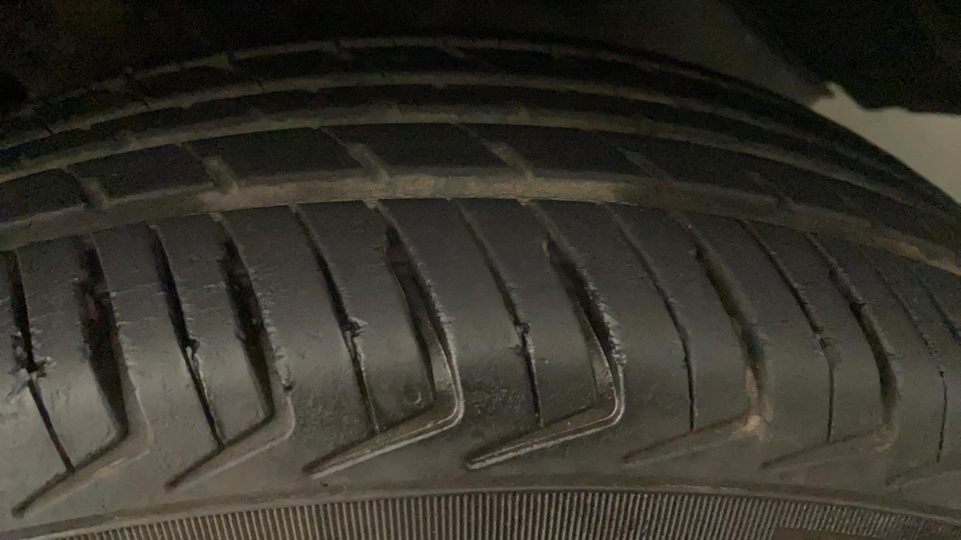 2020 Maruti New Wagon-R LXI CNG 1.0, CNG, Manual, 12,950 km, Left Rear Tyre Tread