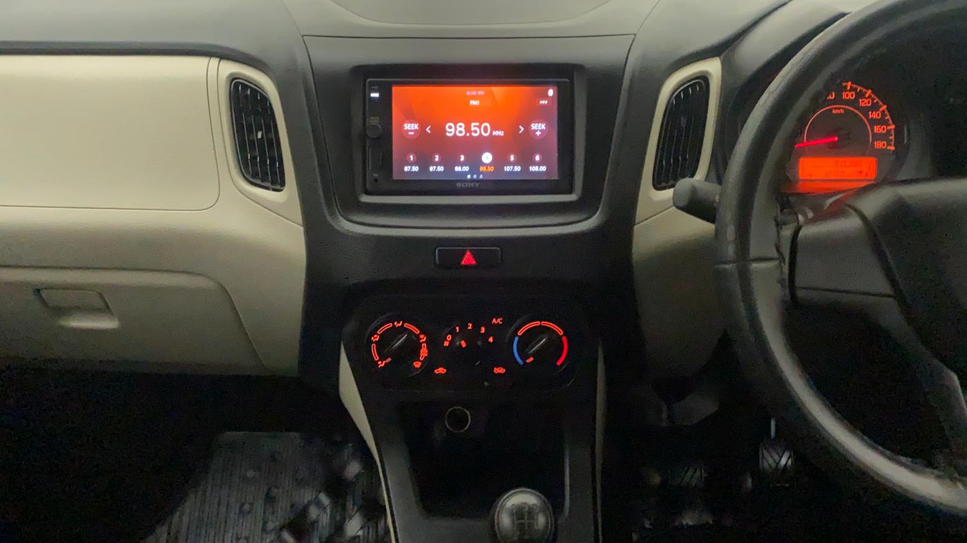 2020 Maruti New Wagon-R LXI CNG 1.0, CNG, Manual, 12,950 km, Air Conditioner