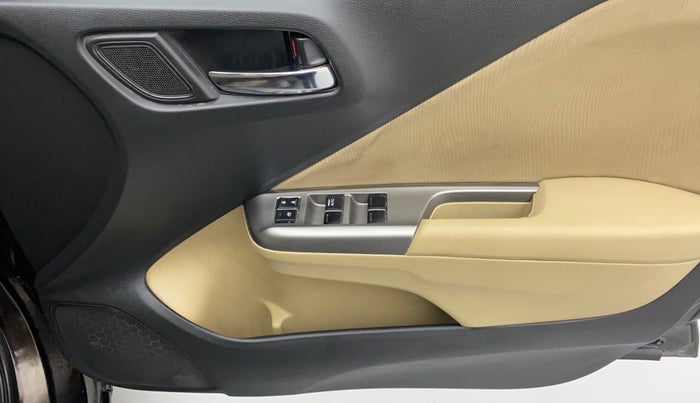 2015 Honda City 1.5L I-VTEC V MT, Petrol, Manual, 1,02,288 km, Driver Side Door Panels Control