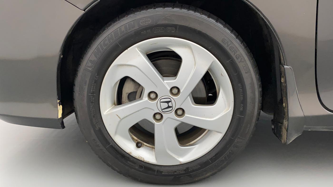 2015 Honda City 1.5L I-VTEC V MT, Petrol, Manual, 1,02,288 km, Left Front Wheel
