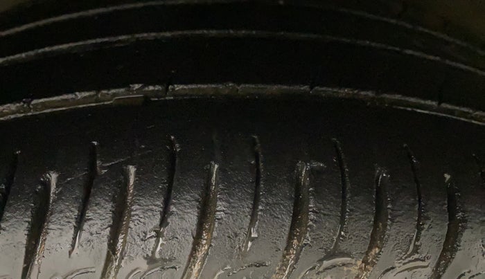 2021 KIA SONET HTX 1.0 IMT, Petrol, Manual, 61,612 km, Right Rear Tyre Tread