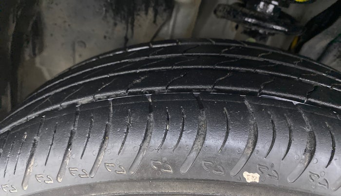 2021 Nissan MAGNITE XE 1.0 MT, Petrol, Manual, 17,784 km, Left Front Tyre Tread