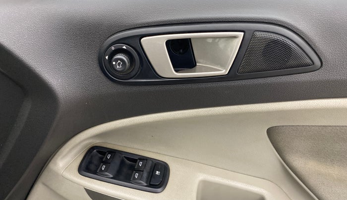 2014 Ford Ecosport TITANIUM 1.5L PETROL AT, Petrol, Automatic, 74,197 km, Driver Side Door Panels Control