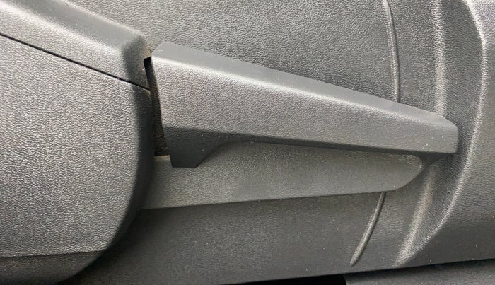 2021 Nissan MAGNITE XV PREMIUM, Petrol, Manual, 69,616 km, Driver Side Adjustment Panel