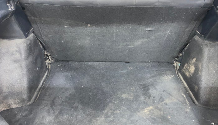 2018 Tata NEXON XM PETROL, Petrol, Manual, 42,617 km, Boot Inside