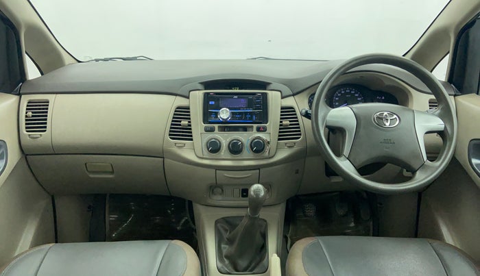 2012 Toyota Innova 2.5 GX 8 STR BS IV, Diesel, Manual, 1,06,630 km, Dashboard View