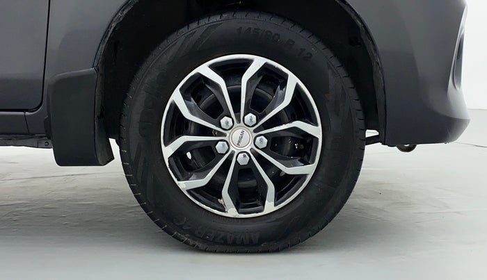 2018 Maruti Alto 800 LXI, Petrol, Manual, 77,769 km, Right Front Wheel