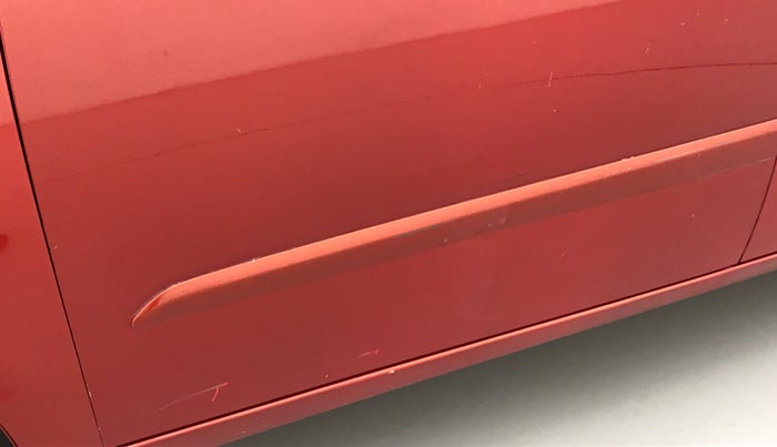 2011 Hyundai i10 SPORTZ 1.2, Petrol, Manual, 68,179 km, Front passenger door - Slightly dented