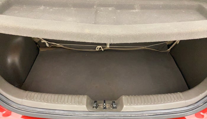 2011 Hyundai i10 SPORTZ 1.2, Petrol, Manual, 68,179 km, Boot Inside