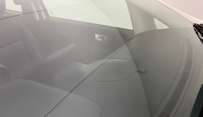 2018 Ford Ecosport TITANIUM + 1.5L PETROL AT, Petrol, Automatic, 42,096 km, Front windshield - Minor spot on windshield