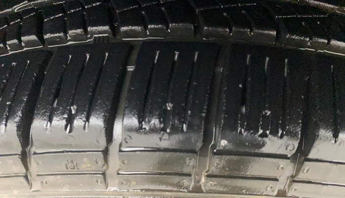 2020 Renault Duster RXZ 1.5 PETROL MT, Petrol, Manual, 57,835 km, Left Front Tyre Tread