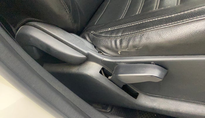 2020 Ford Ecosport TITANIUM 1.5L DIESEL, Diesel, Manual, 72,267 km, Driver Side Adjustment Panel