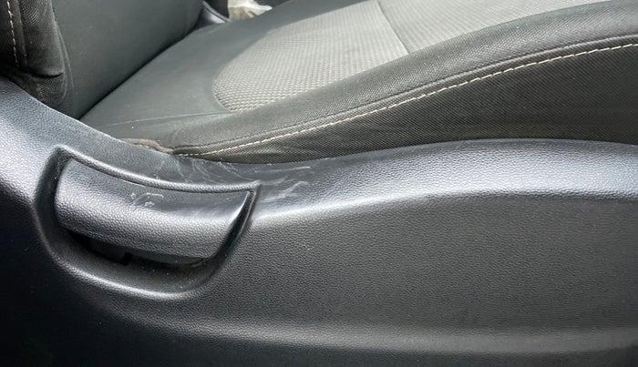 2017 Hyundai Creta 1.4 E PLUS CRDI, Diesel, Manual, 43,626 km, Driver Side Adjustment Panel