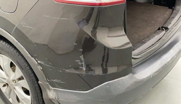 2015 Honda CRV 2.0L I-VTEC 2WD AT, Petrol, Automatic, 1,07,434 km, Rear bumper - Minor scratches