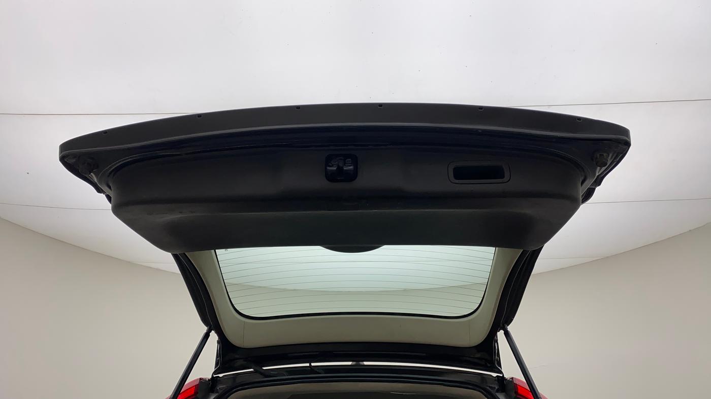 2015 Honda CRV 2.0L I-VTEC 2WD AT, Petrol, Automatic, 1,07,434 km, Boot Door Open