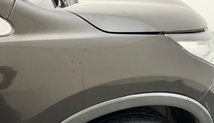 2015 Honda CRV 2.0L I-VTEC 2WD AT, Petrol, Automatic, 1,07,434 km, Right fender - Minor scratches