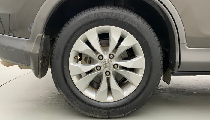 2015 Honda CRV 2.0L I-VTEC 2WD AT, Petrol, Automatic, 1,07,434 km, Right Rear Wheel