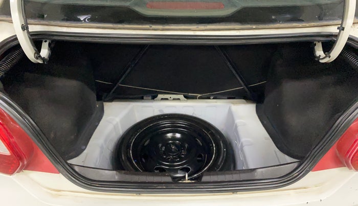 2015 Tata Zest XM 90PS DIESEL, Diesel, Manual, 32,782 km, Boot Inside