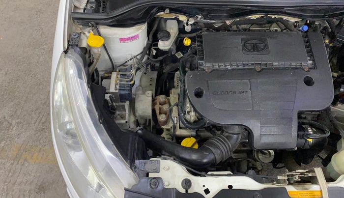 2015 Tata Zest XM 90PS DIESEL, Diesel, Manual, 32,782 km, Engine View - Right