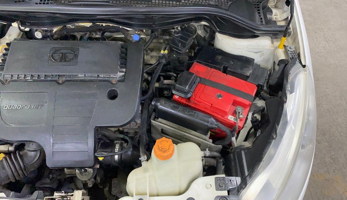 2015 Tata Zest XM 90PS DIESEL, Diesel, Manual, 32,782 km, Engine View - Left