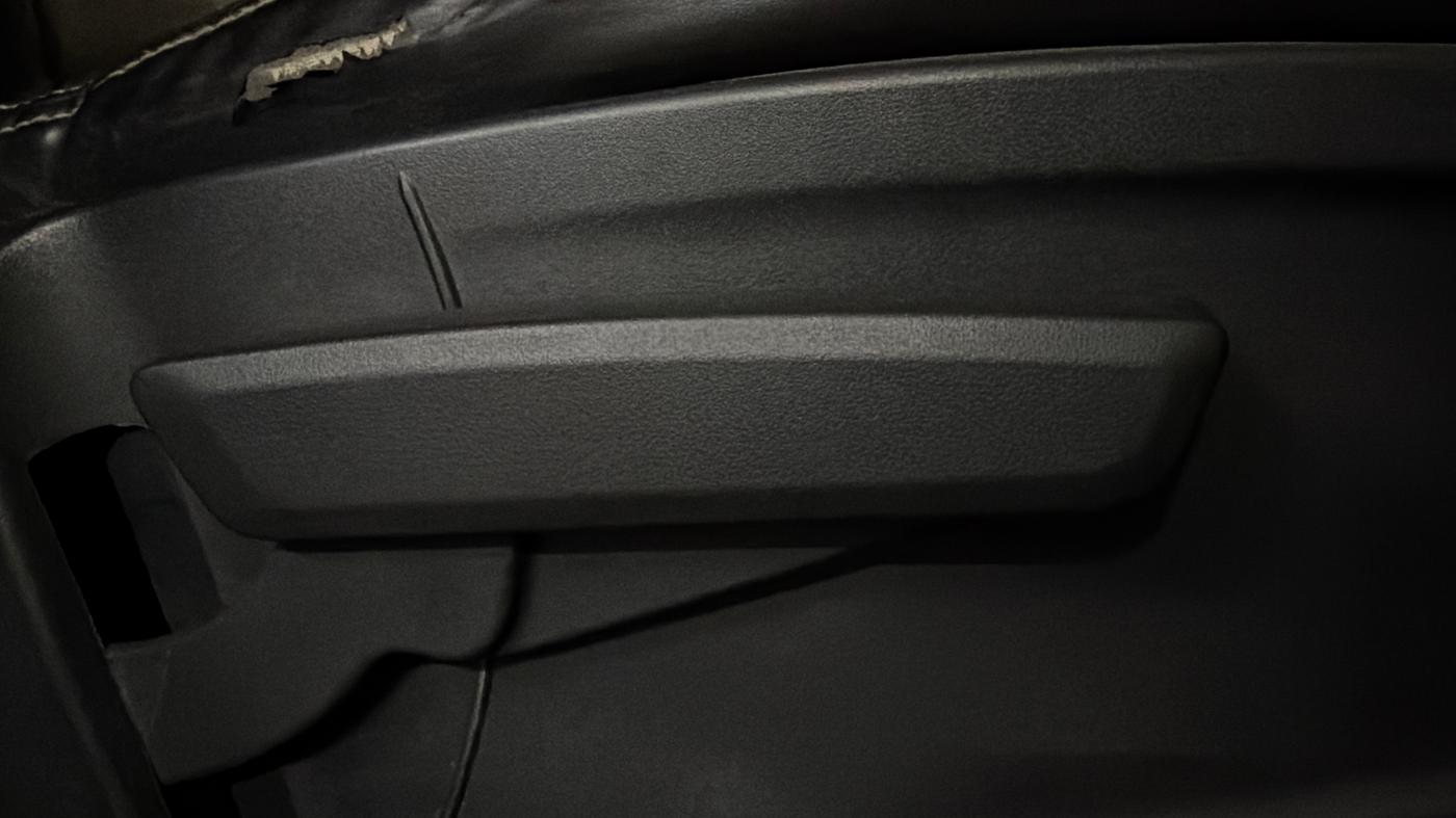 2021 Tata PUNCH CREATIVE  AMT, Petrol, Automatic, 74,710 km, Driver Side Adjustment Panel