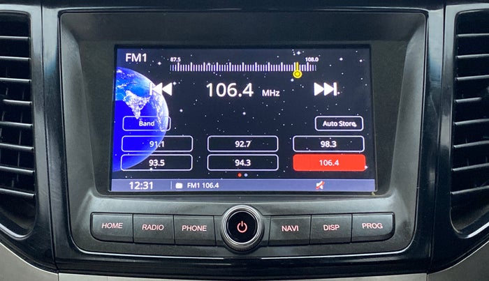 2019 Mahindra XUV300 1.2 W8 OPT, Petrol, Manual, 13,538 km, Infotainment System