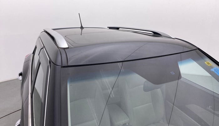 2019 Mahindra XUV300 1.2 W8 OPT, Petrol, Manual, 13,538 km, Roof