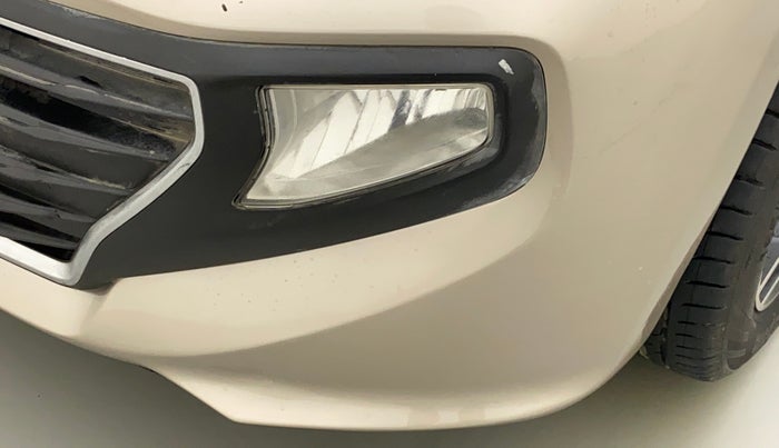 2019 Hyundai NEW SANTRO SPORTZ CNG, CNG, Manual, 81,833 km, Left fog light - Not fixed properly