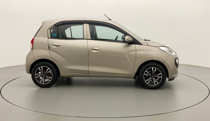 2019 Hyundai NEW SANTRO SPORTZ CNG, CNG, Manual, 81,833 km, Right Side View