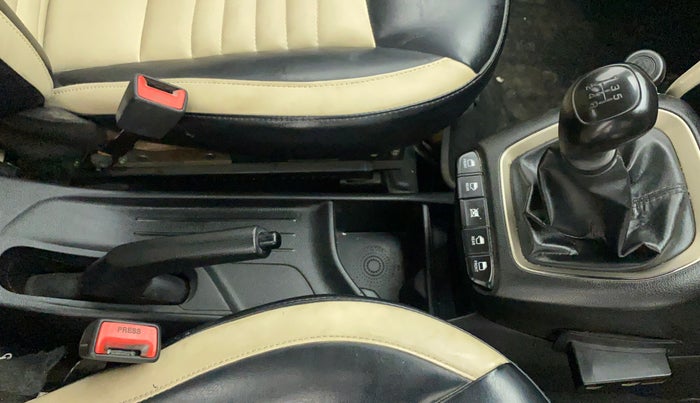 2019 Hyundai NEW SANTRO SPORTZ CNG, CNG, Manual, 81,833 km, Gear Lever