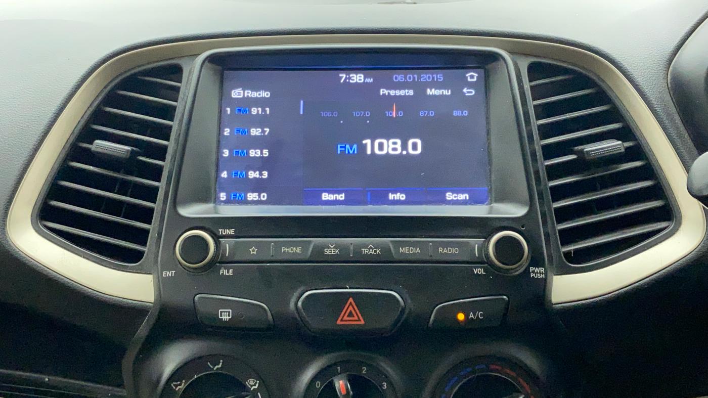 2019 Hyundai NEW SANTRO SPORTZ CNG, CNG, Manual, 81,833 km, Infotainment System