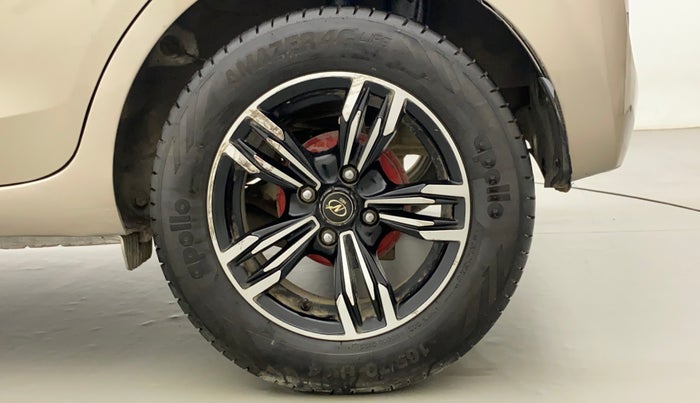 2019 Hyundai NEW SANTRO SPORTZ CNG, CNG, Manual, 81,833 km, Left Rear Wheel