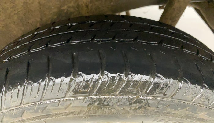 2010 Maruti Wagon R 1.0 VXI, Petrol, Manual, 76,423 km, Left Rear Tyre Tread