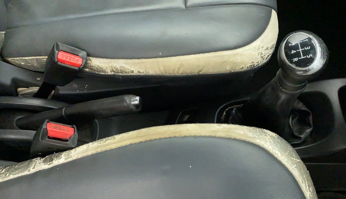 2010 Maruti Wagon R 1.0 VXI, Petrol, Manual, 76,423 km, Gear Lever
