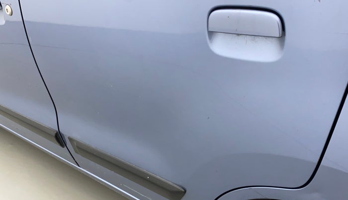 2010 Maruti Wagon R 1.0 VXI, Petrol, Manual, 76,423 km, Rear left door - Slightly dented