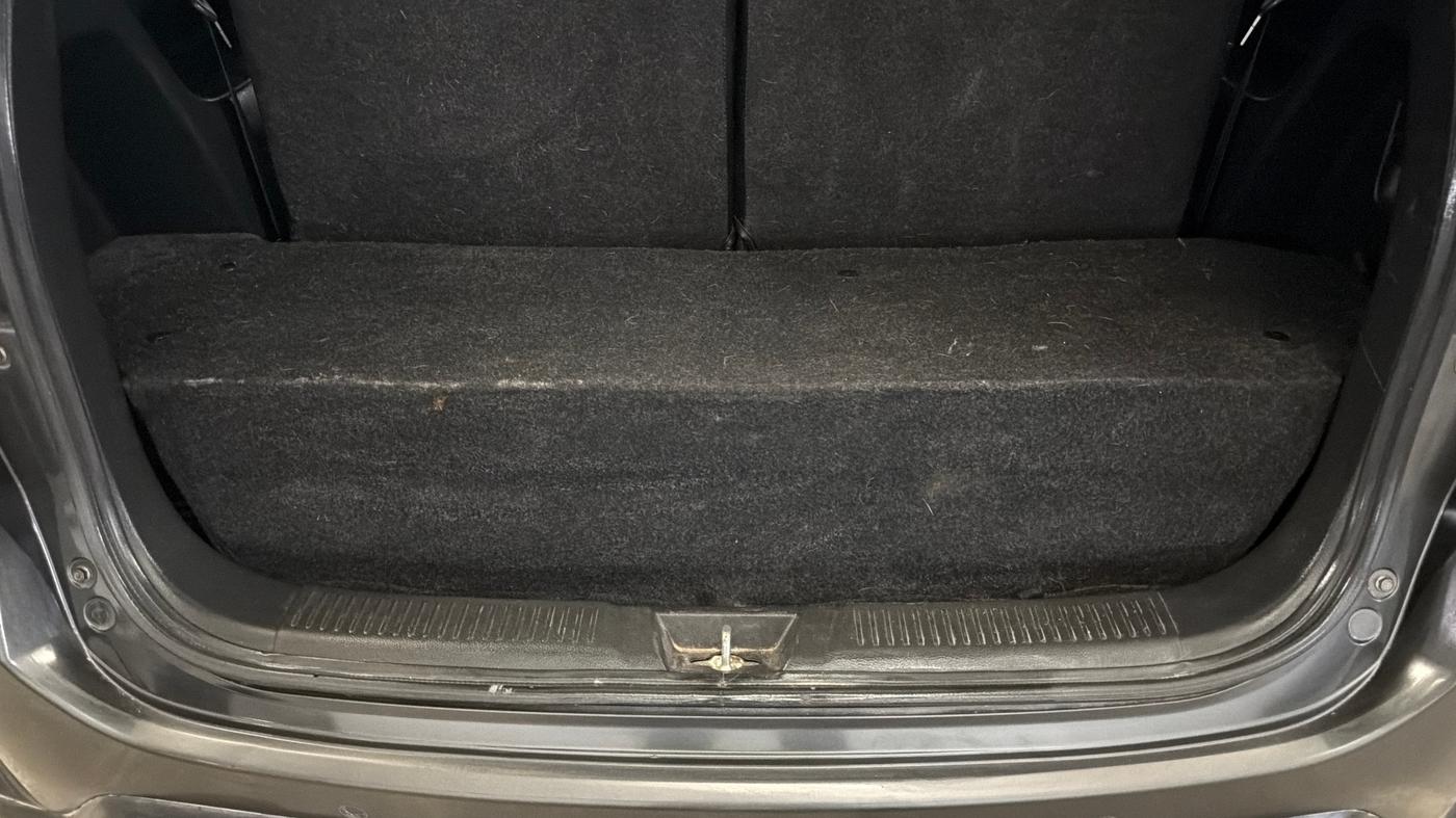 2023 Maruti XL6 ZETA CNG, CNG, Manual, 93,827 km, Boot Inside