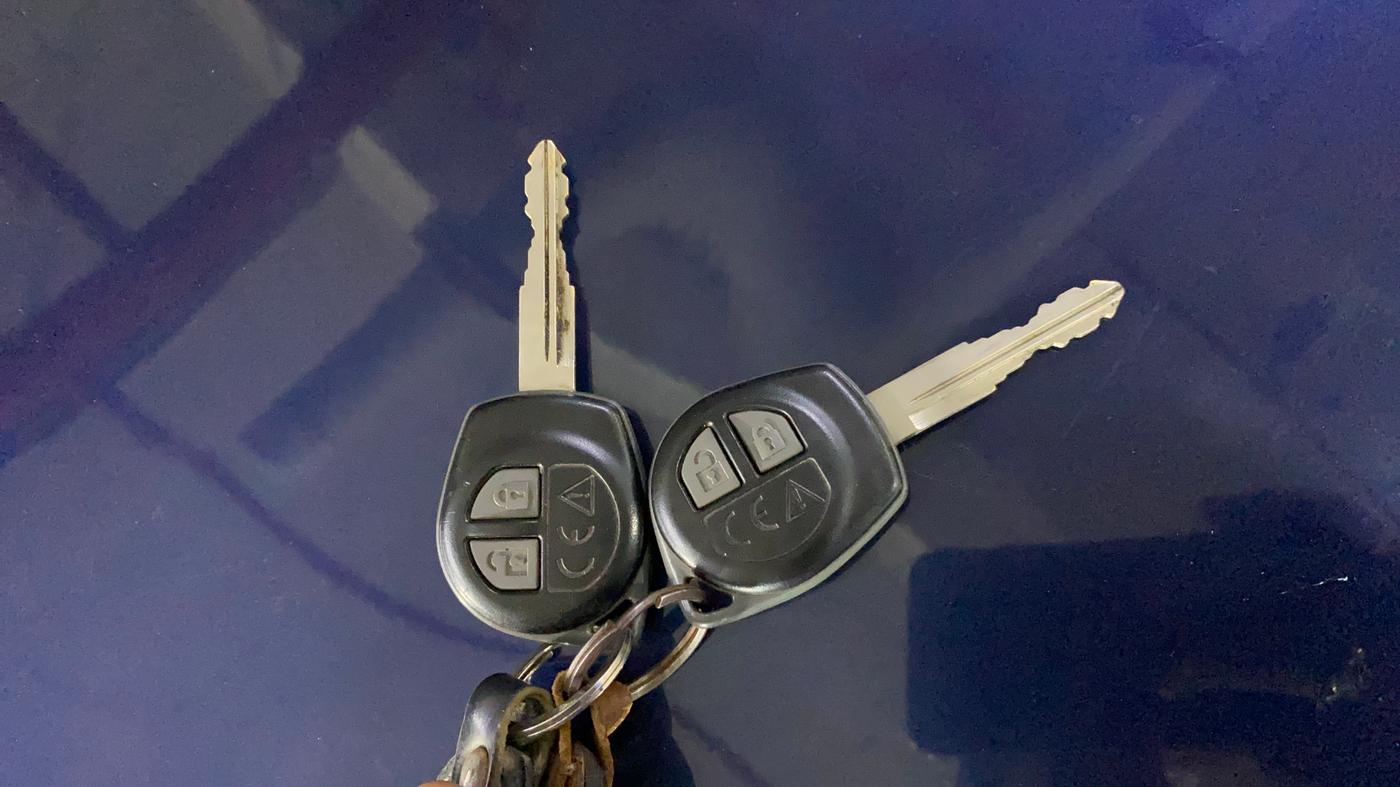 2019 Maruti Swift VXI, Petrol, Manual, 11,744 km, Key Close Up