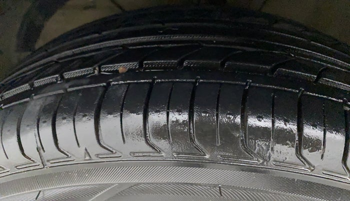 2019 Maruti Dzire ZDI AMT, Diesel, Automatic, 48,948 km, Left Front Tyre Tread