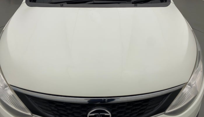 2017 Tata Zest XE PETROL, Petrol, Manual, 30,419 km, Bonnet (hood) - Paint has minor damage