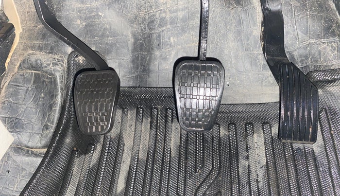 2023 Tata NEXON XZ PLUS (PREMIUM) DIESEL JET, Diesel, Manual, 71,252 km, Pedals