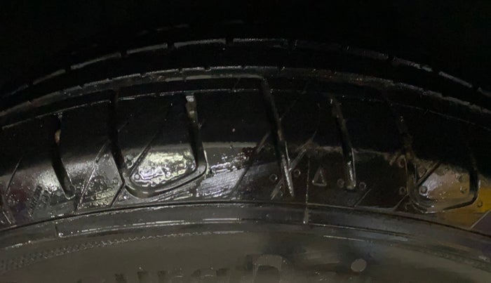 2023 Tata NEXON XZ PLUS (PREMIUM) DIESEL JET, Diesel, Manual, 71,252 km, Right Front Tyre Tread