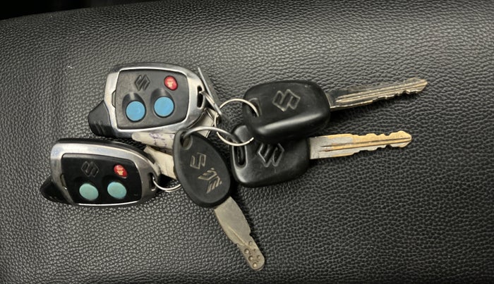 2016 Maruti Wagon R 1.0 LXI CNG, CNG, Manual, 63,948 km, Key Close Up