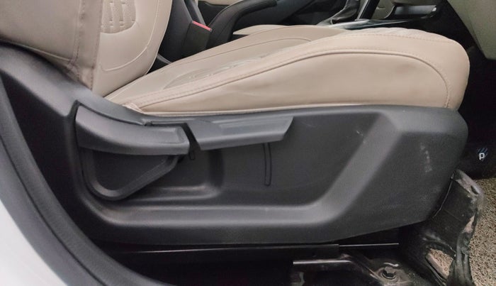 2020 KIA SELTOS HTX IVT 1.5 PETROL, Petrol, Automatic, 67,094 km, Driver Side Adjustment Panel