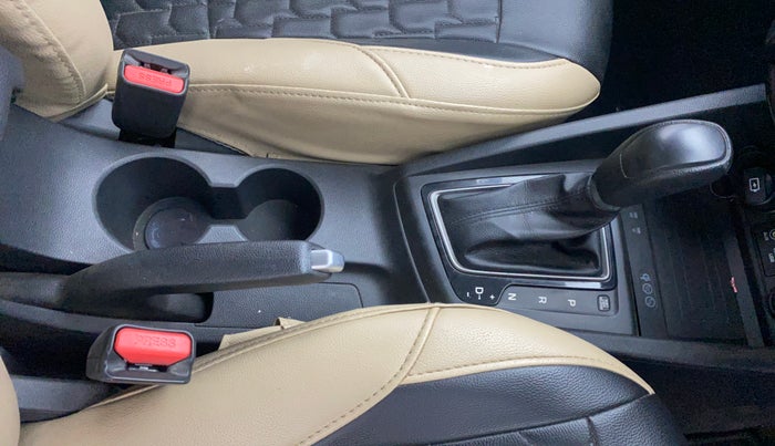 2019 Hyundai Elite i20 SPORTZ PLUS  1.2 CVT, Petrol, Automatic, 24,981 km, Gear Lever