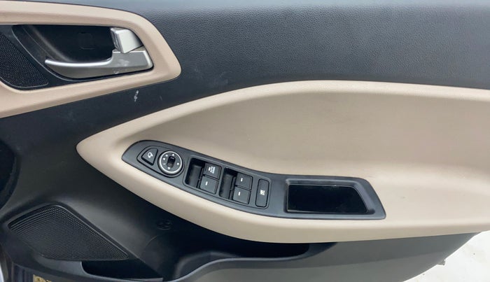 2019 Hyundai Elite i20 SPORTZ PLUS  1.2 CVT, Petrol, Automatic, 24,981 km, Driver Side Door Panels Control