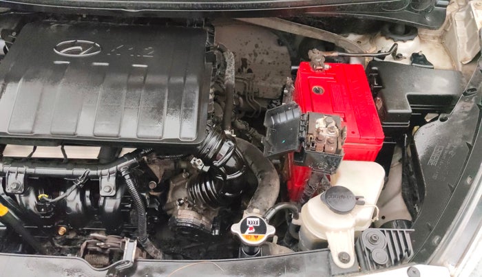 2015 Hyundai Xcent S 1.2, Petrol, Manual, 1,00,172 km, Engine View - Left