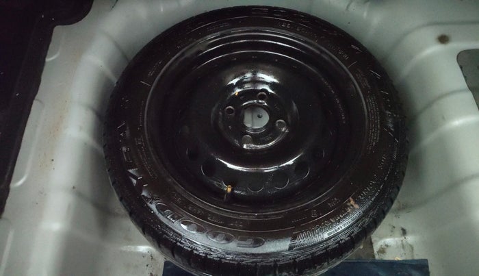 2015 Hyundai Xcent S 1.2, Petrol, Manual, 1,00,172 km, Spare Tyre