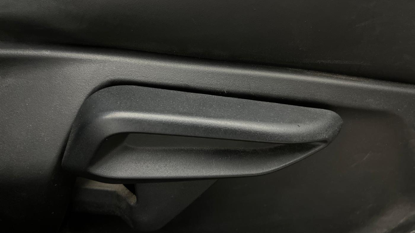 2022 Tata NEXON XZA PLUS SUNROOF PETROL, Petrol, Automatic, 29,069 km, Driver Side Adjustment Panel